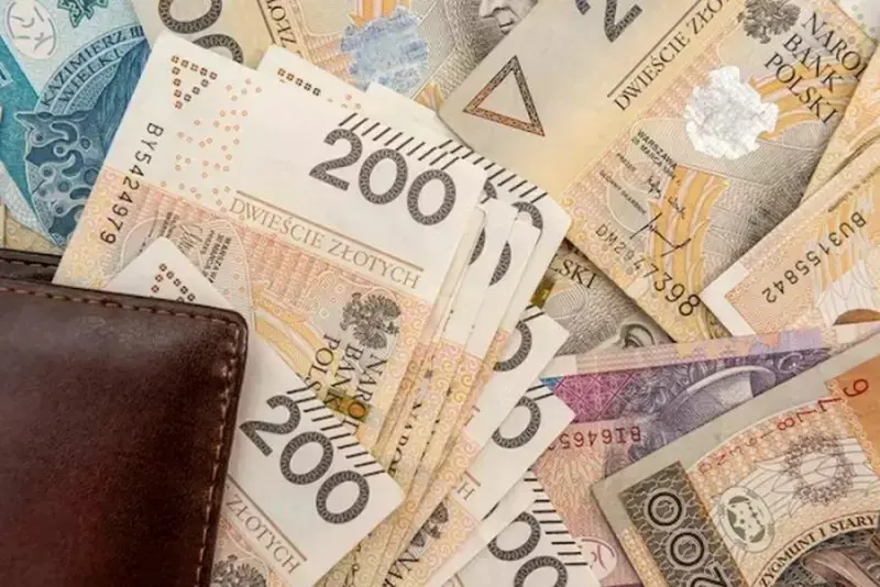 Polacy lepiej oceniają swoje zarobki niż rok temu